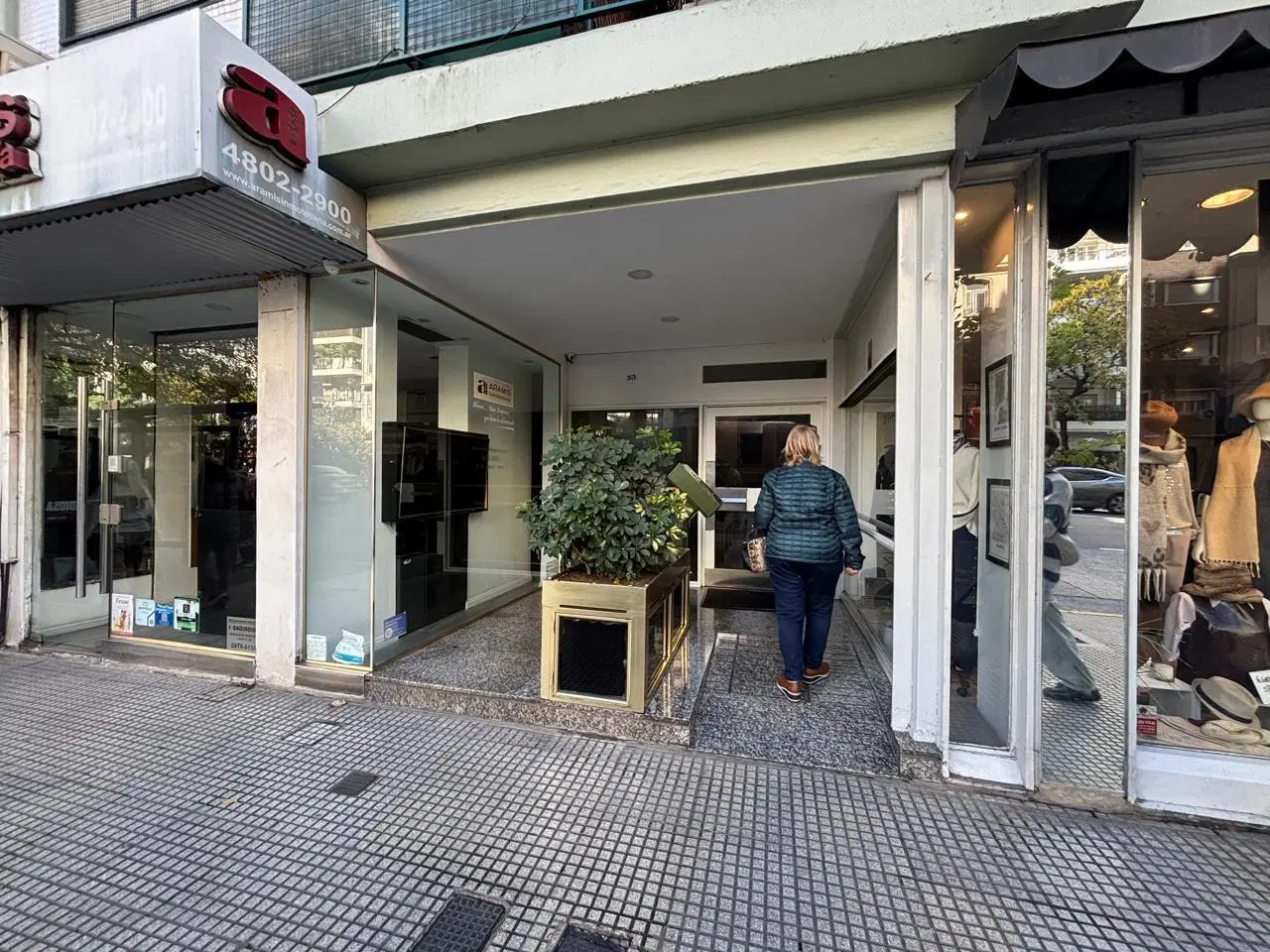 LAS HERAS Y BILLINGHURST – MONOAMBIENTE C/COCINA Y BAÑO COMPLETO – VIVENDA-APTO PROF 3