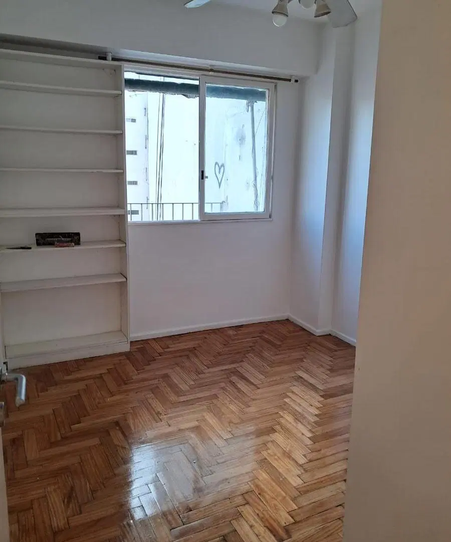 Imperdible ULTIMO PISO con balcón terraza TODO LUZ y SOL - 46m2 totales 5