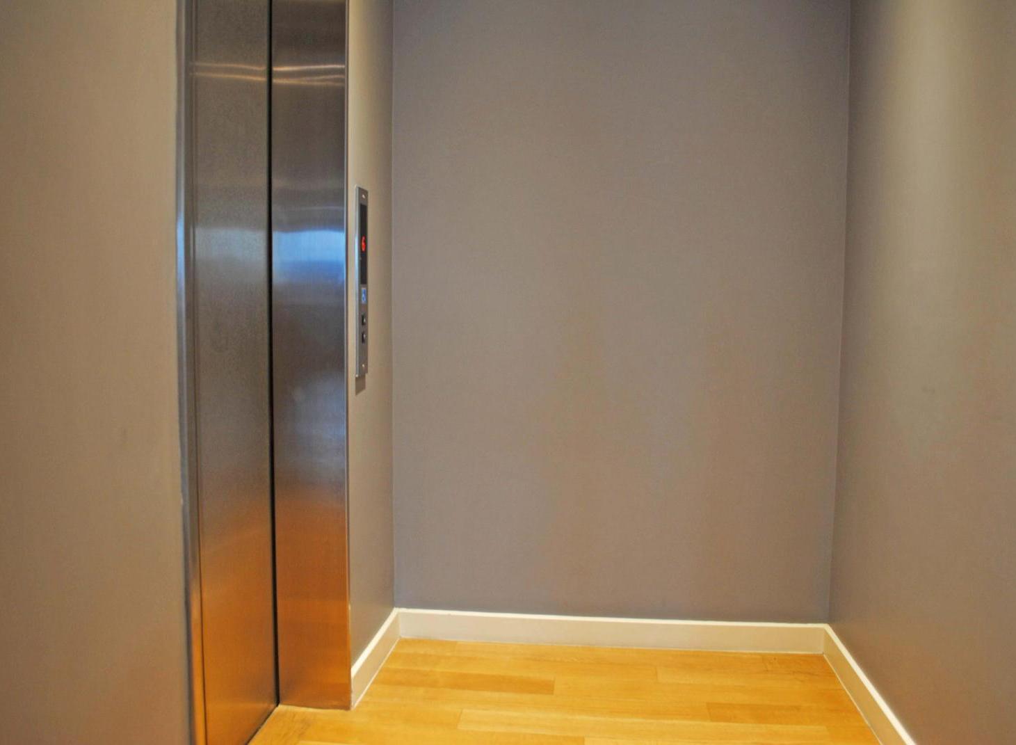 Foto de Piso en Edificio Madero Center con balcón aterrazado - AMENITIES y 3, imagen 2