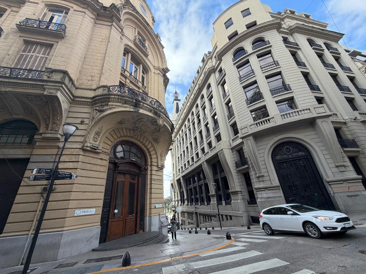 Foto de LOCAL EN ALQUILER – MICROCENTRO | 472 m² 25 de Mayo entre Perón y, imagen 2