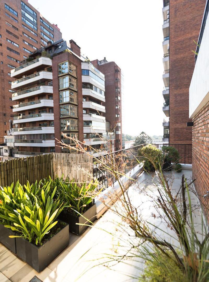 Foto de Pent house, BALCÓN TERRAZA, COCHERA y parrilla, 327m2 totales, imagen 2