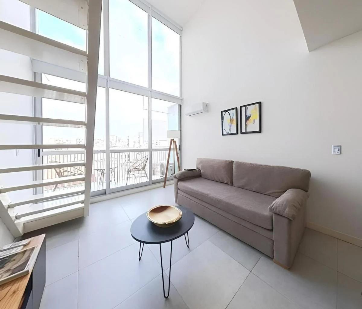 Foto de San Telmo. Bolivar 808. Exc triplex con terraza. Amob y equip. Pisina, imagen 2