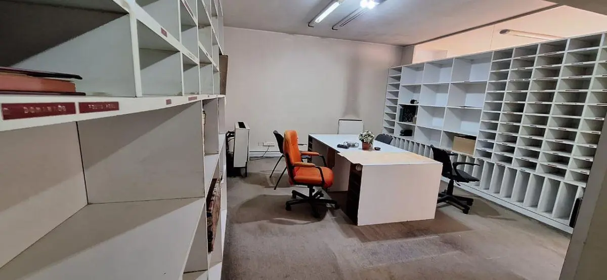 Recoleta. Av. Cordoba 1800. Oficinas o consultorios. 6 amb. APTO PROF 5