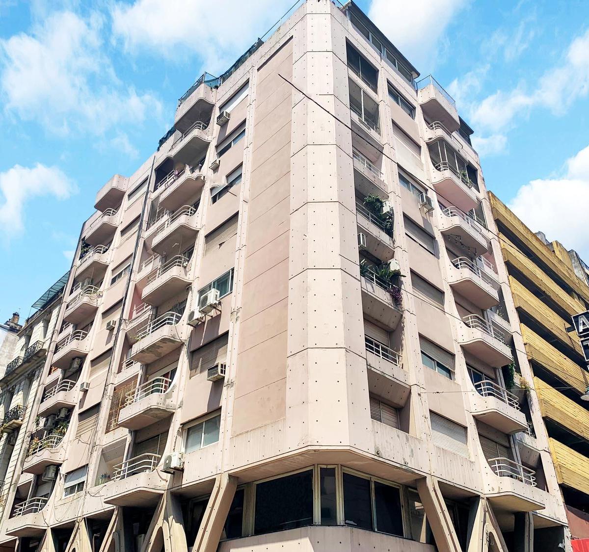 Oficina de 245 m². Incluye Dos Cocheras. 4