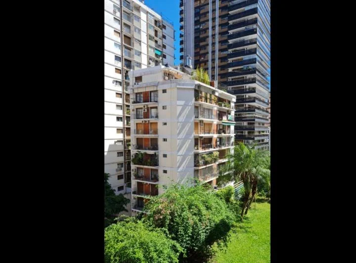 Departamento duplex de 3 dormitorios con terraza de 35 m2. Venta 4