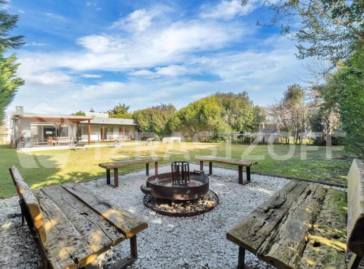 Casa en venta en La Montura 3 dormitorios, lote interno