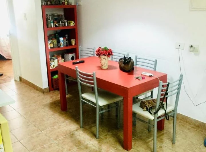 Departamento en alquiler 4 amb. contrafrente a pulmón de manzana 5