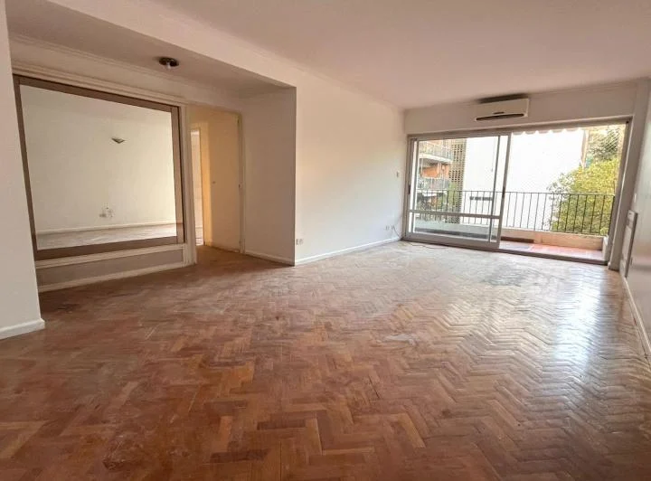 Departamento en alquiler 4 amb. contrafrente a pulmón de manzana 2