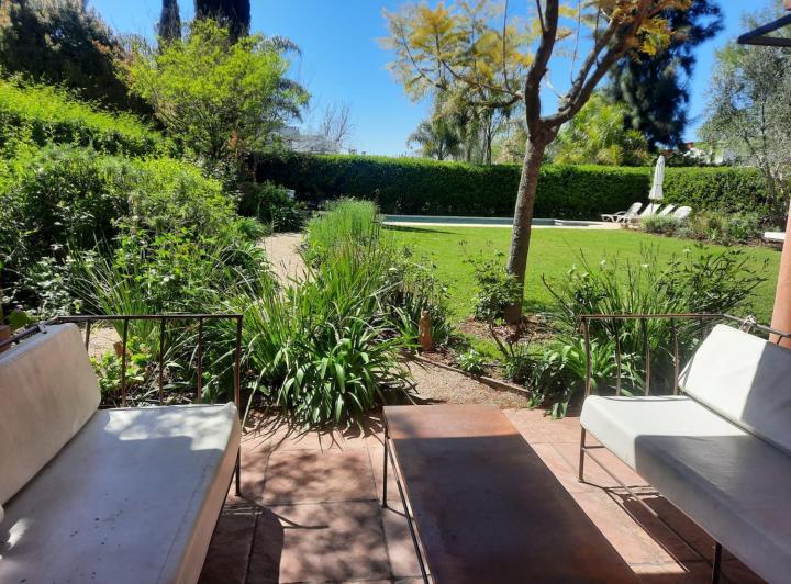 Casa en alquiler verano, 4 dormitorios, en Santa Bárbara, en lote interno 2