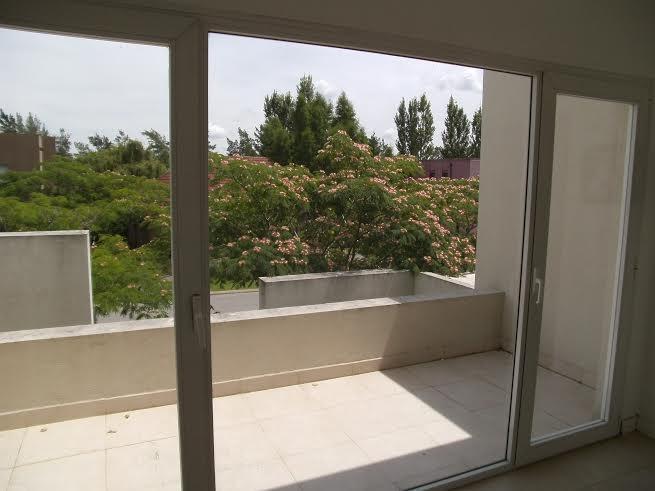 Casa en alquiler de verano, en Santa Bárbara, 4 dormitorios, lote interno 1