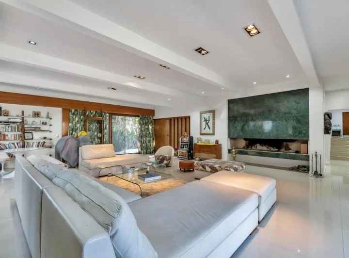 Casa en venta de 6 dormitorios en Olivos. Gran jardín, pileta y diseño 5
