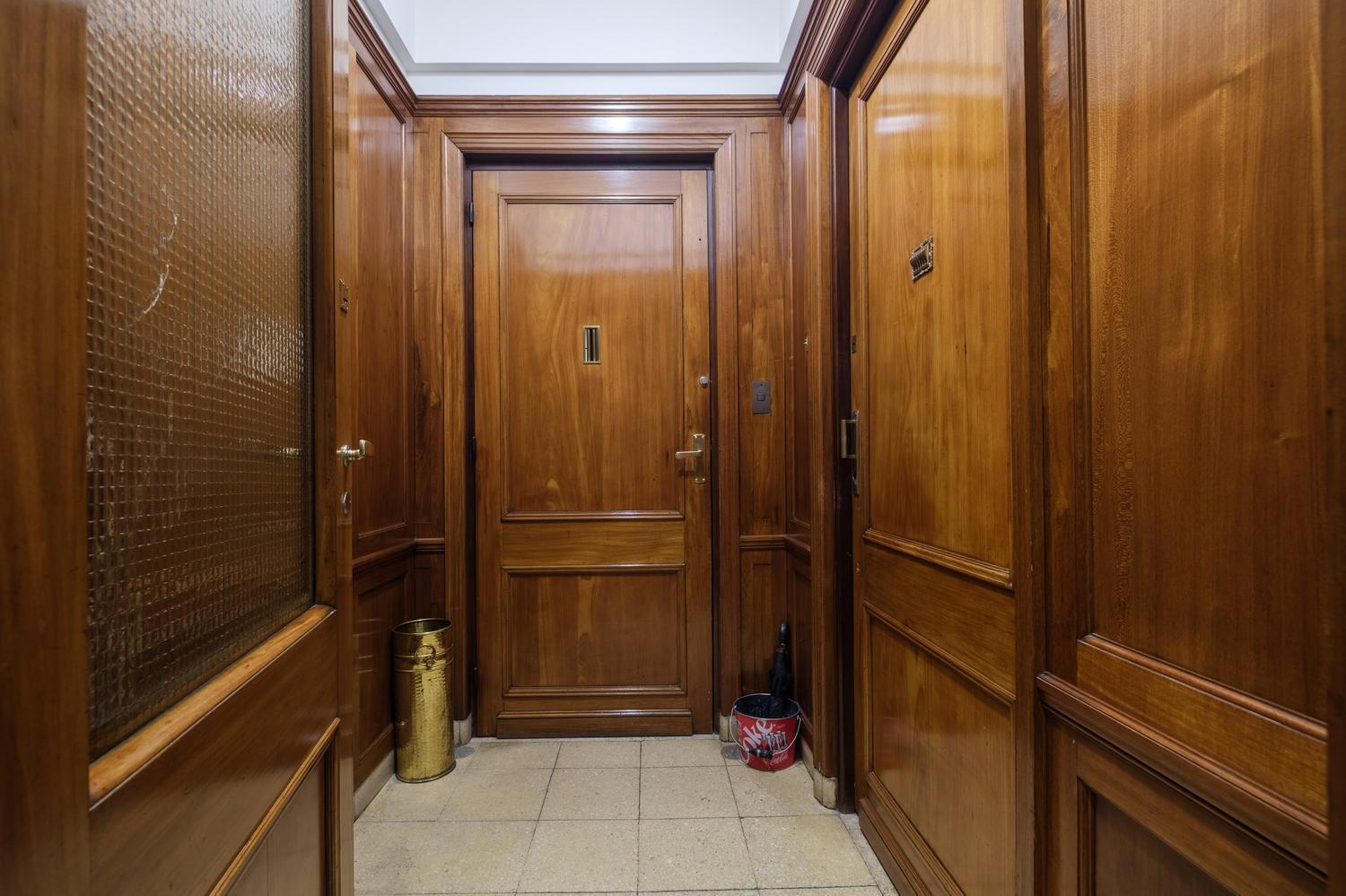 Departamento en venta en San Telmo de 3 dormitorios frente al Parque Lezama