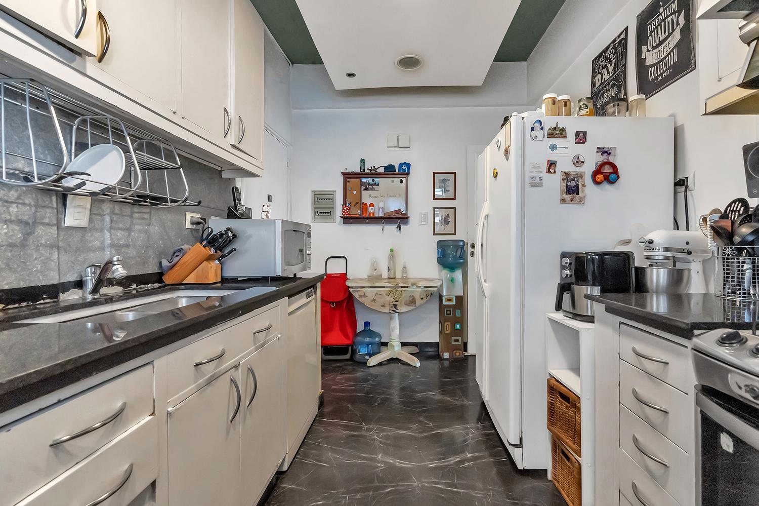 Departamento en venta de 3 dormitorios con terraza. Piso alto en Belgrano