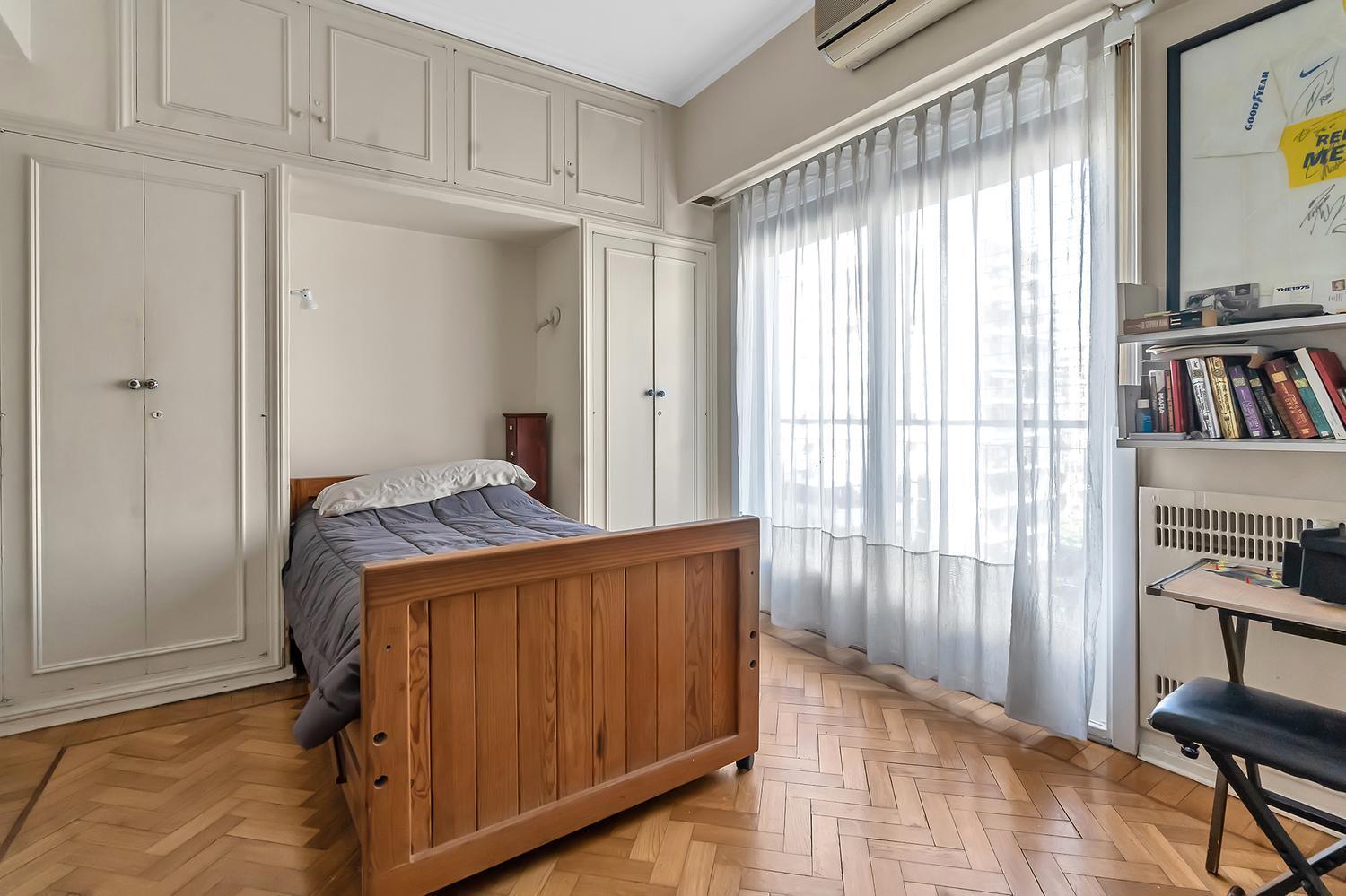 Departamento en venta de 3 dormitorios con terraza. Piso alto en Belgrano