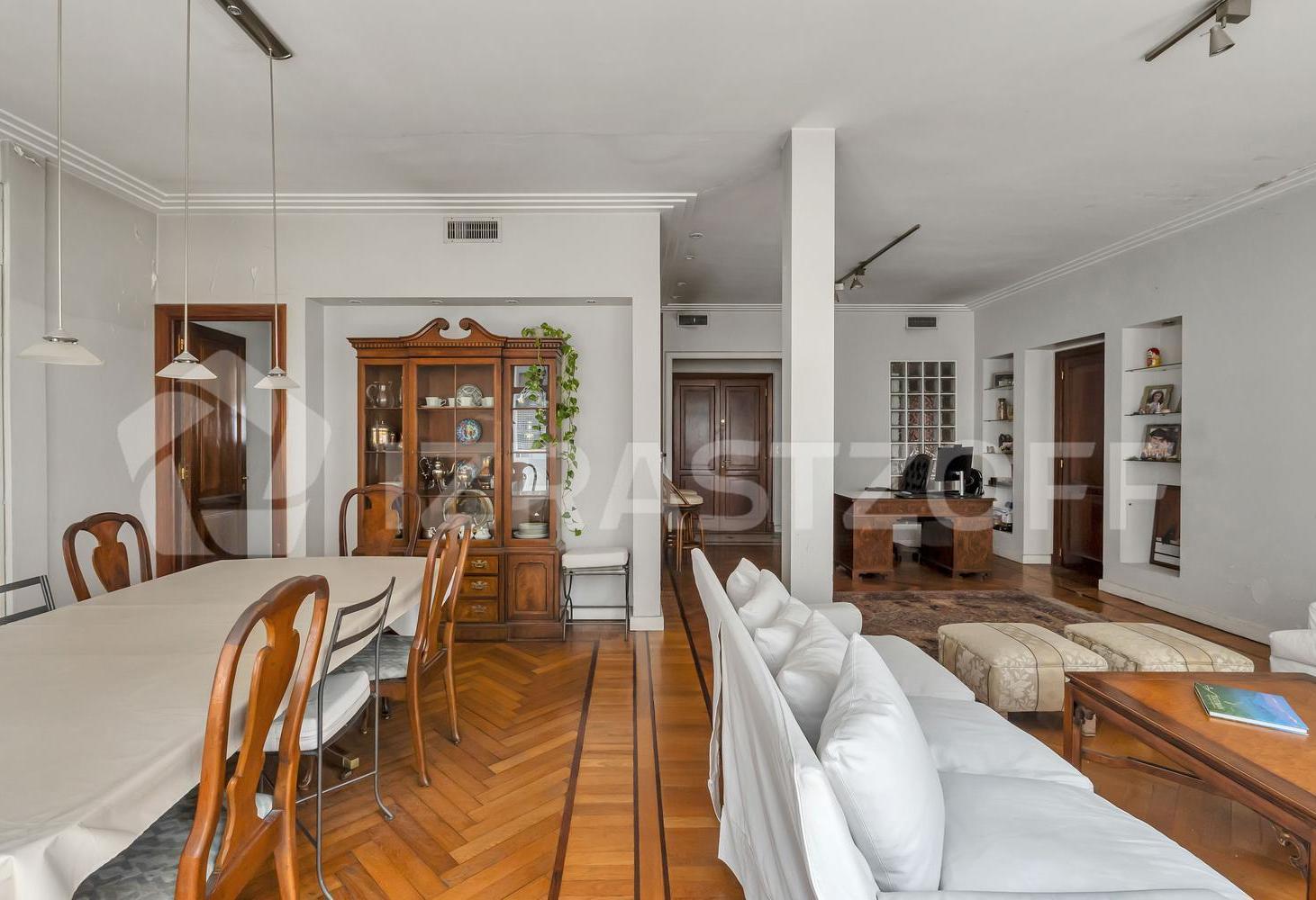 Foto de Departamento en venta en Recoleta. 5 ambientes en esquina, 4 dormitorios, imagen 5