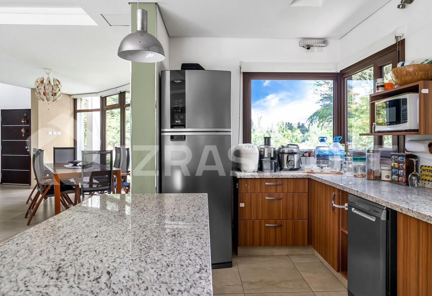 Casa en venta con impresionante vista al golf enLarena CC, Pilar. OPORTUNIDAD