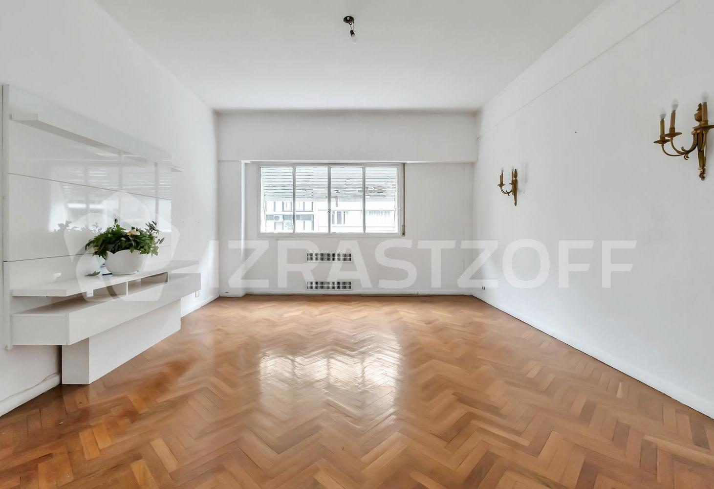 Foto de Departamento en venta en Recoleta, 5 ambientes en Quintana y Callao, imagen 2