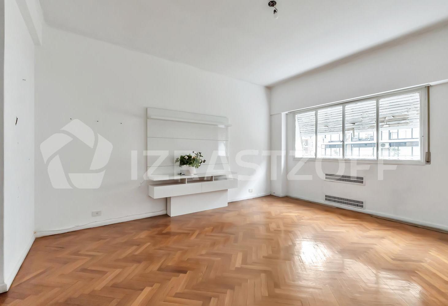 Departamento en venta en Recoleta, 5 ambientes en Quintana y Callao