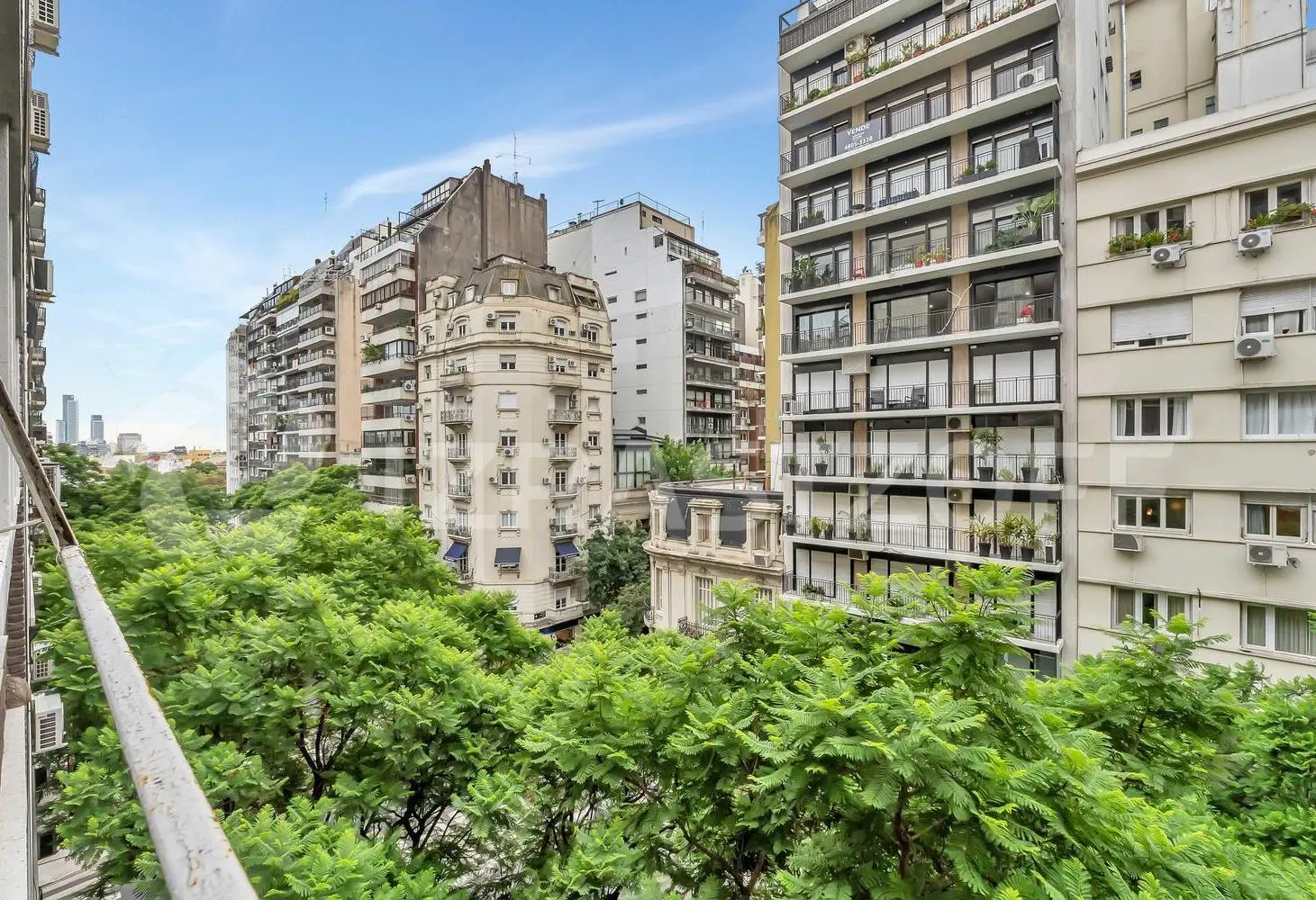 Departamento en venta en Recoleta, 5 ambientes en Quintana y Callao 4
