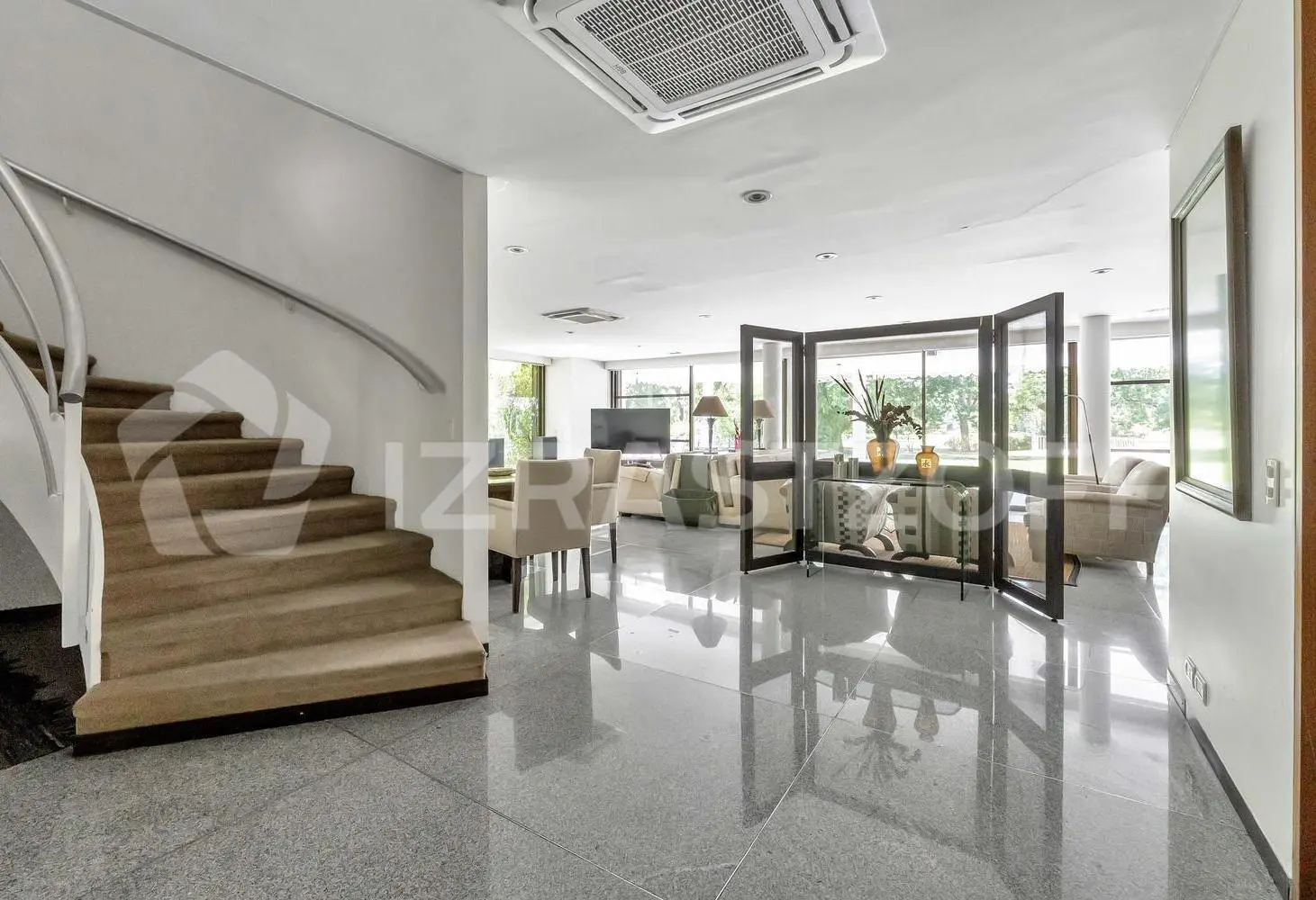 Casa en Armenia Country Club diseñada por Mario Roberto Alvarez 5