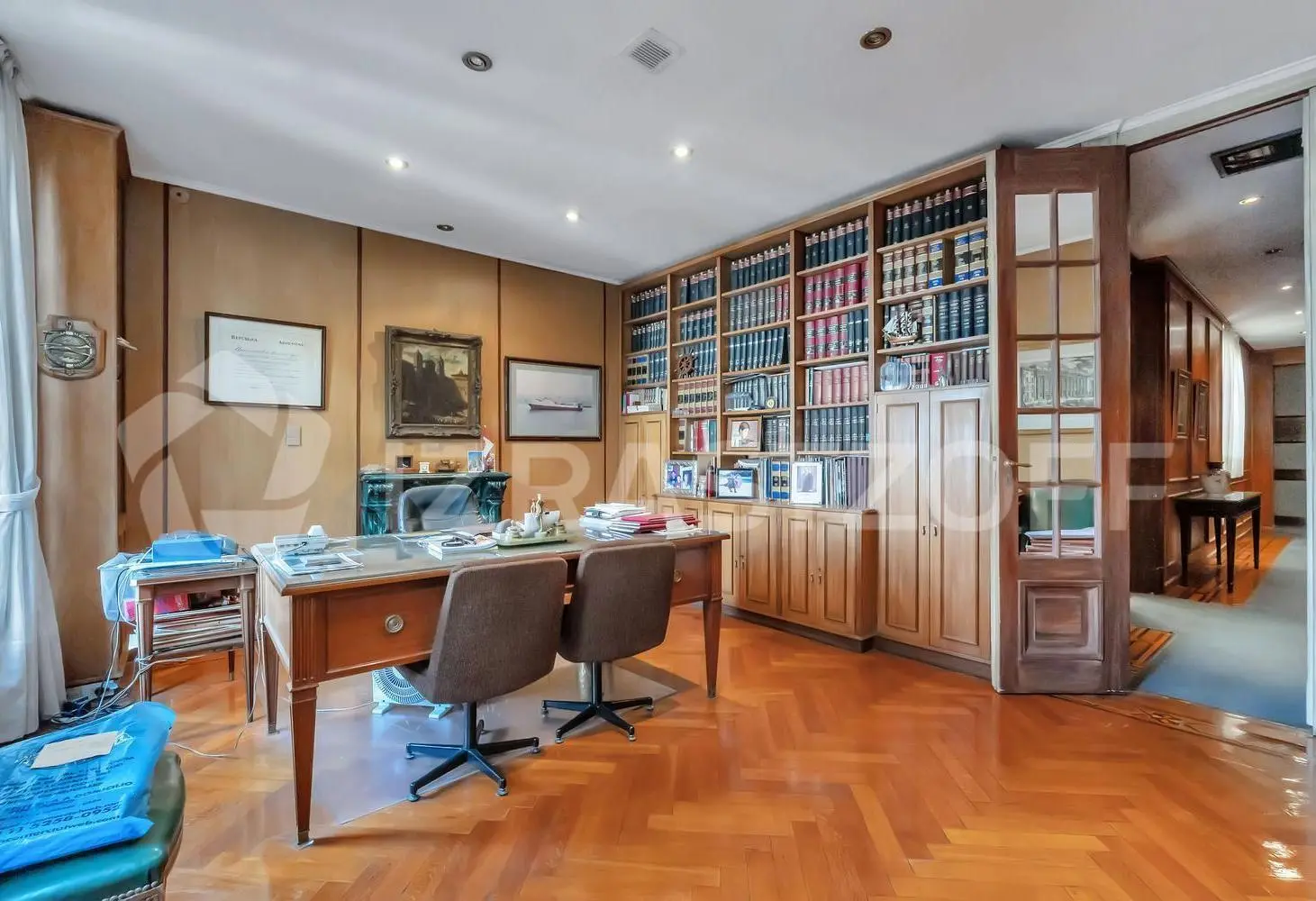 Departamento estilo francés en venta enTribunales, apto profesional en venta. 13 ambientes 4