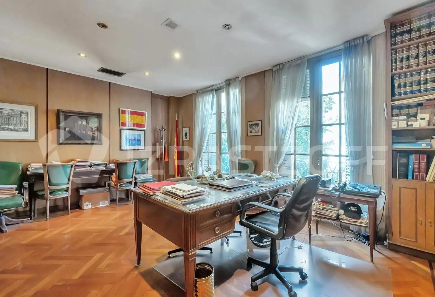 Departamento estilo francés en venta enTribunales, apto profesional en venta. 13 ambientes 3