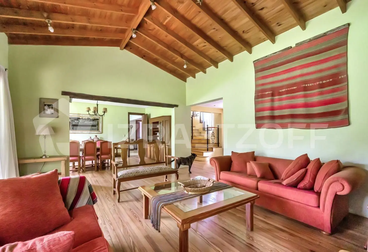 Casa en venta en Ayres de Pilar 4 dormitorios, jardin y pileta 4