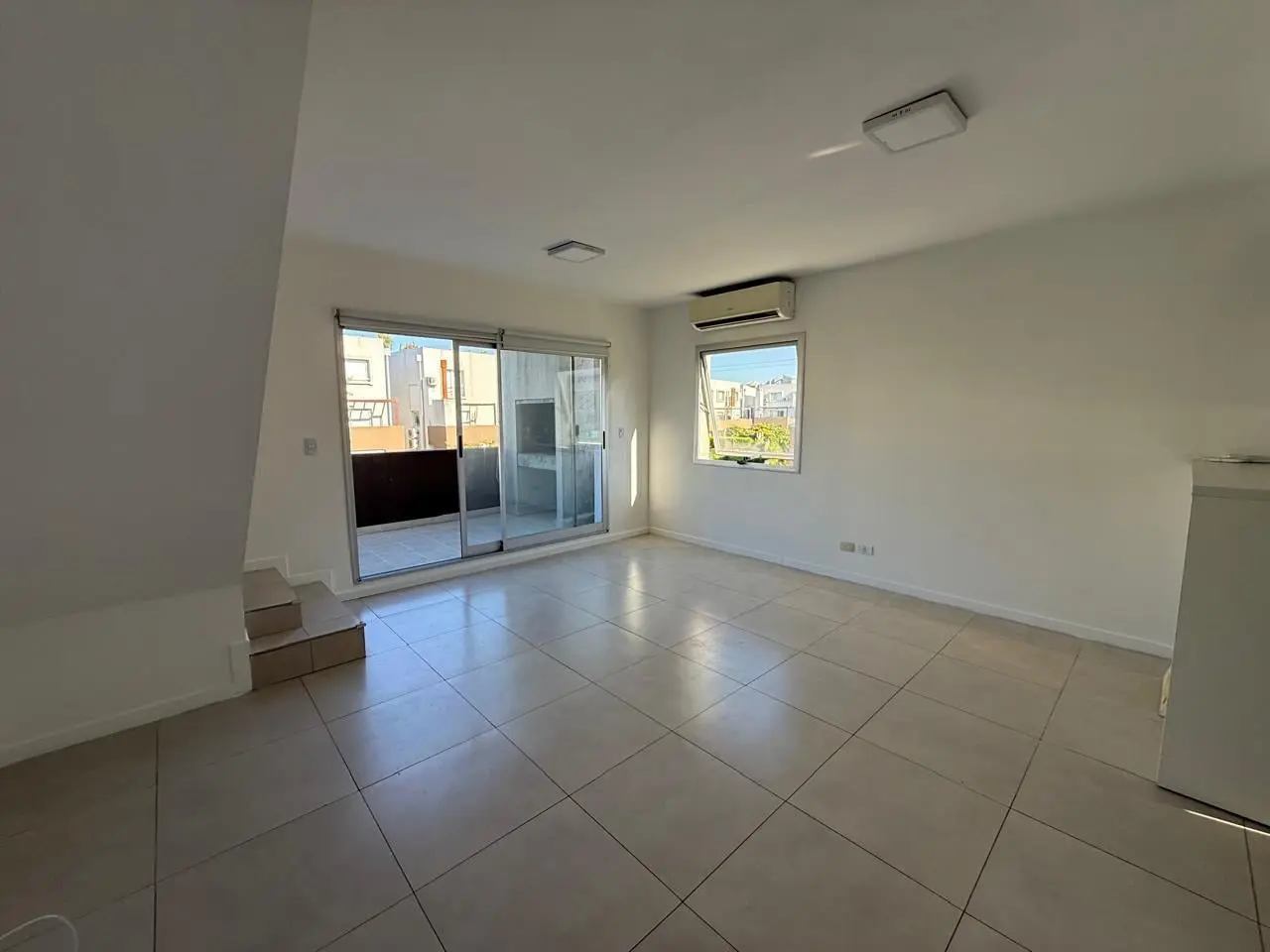 Departamento en alquiler anual Barrio Sendero, Nordelta Tres ambientes 2