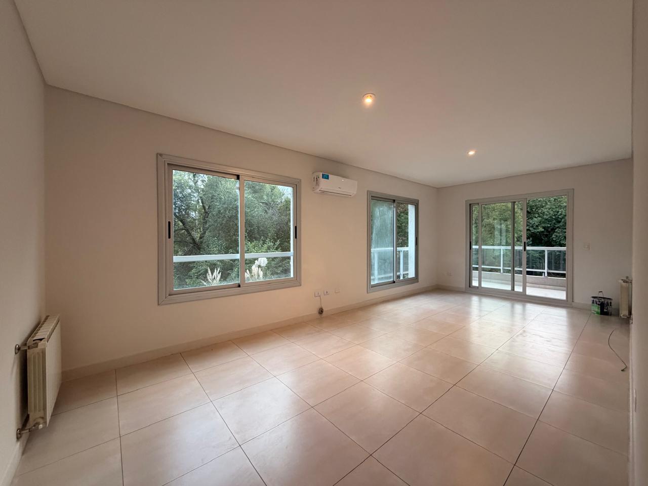 Foto de Departamento en alquiler de doble vista en La Magdalena, imagen 2