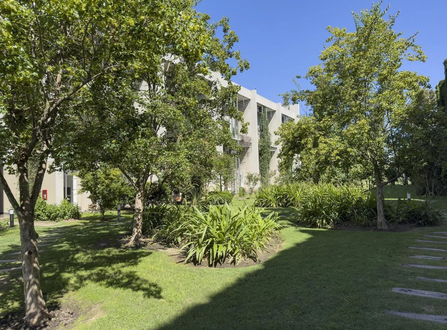 Departamento en venta en Ayres Loft de dos dormitorios formales, vestidor y dos baños completos 3