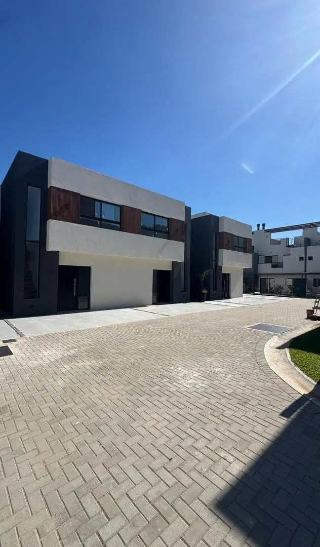 Town Houses de 4 ambientes en Pilar, estilo moderno y la mejor ubicación 5