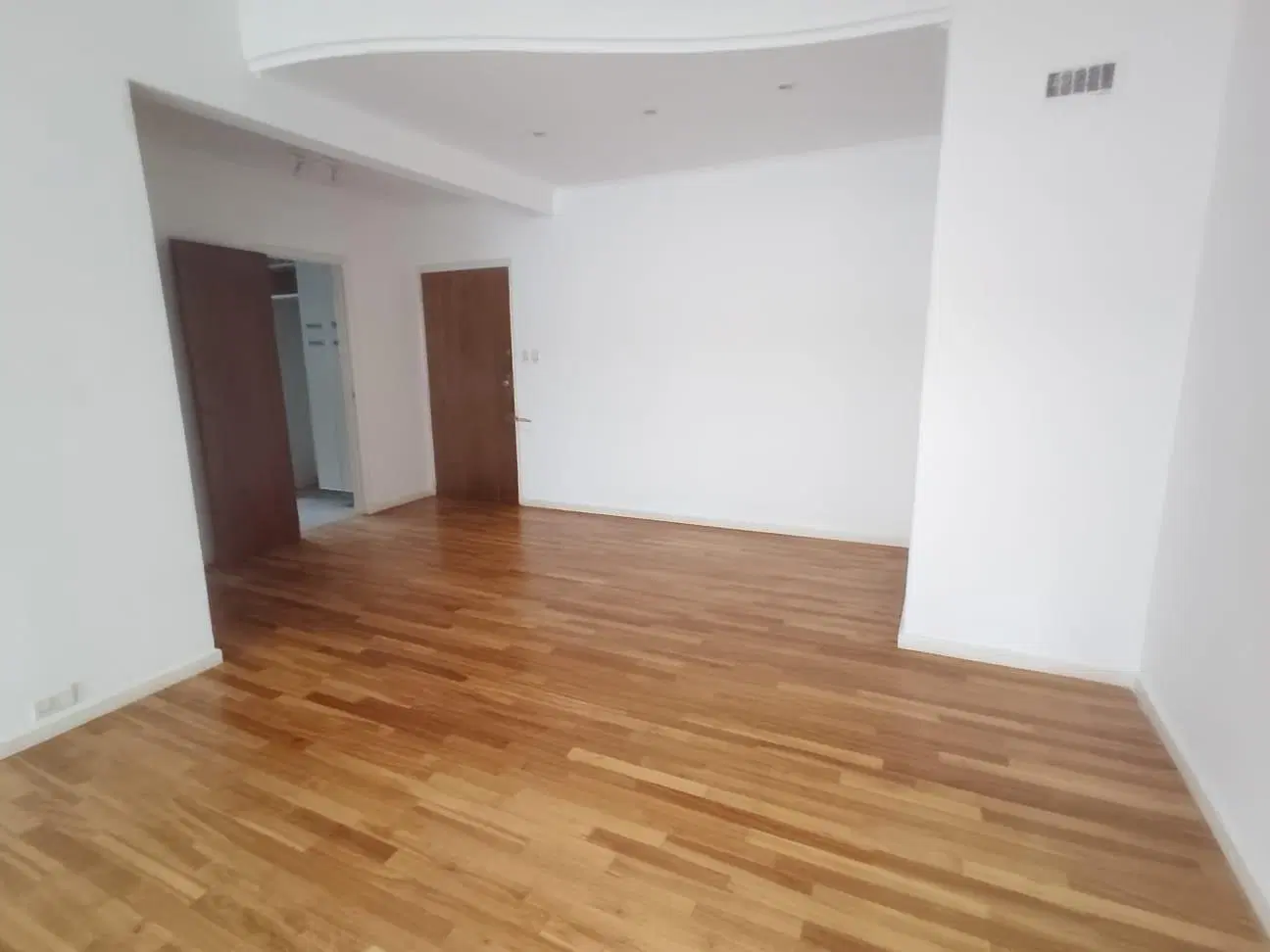 Departamento Alquiler Recoleta 3 ambinetes Reciclado en Baño y cocina bajas expensas 2