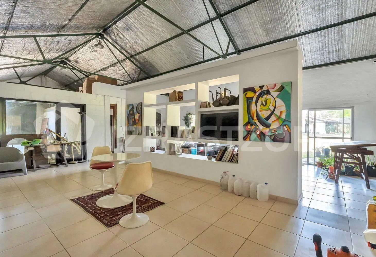 Galpón c/ vivienda La Lonja a 300 mts de la ex Ruta 8 1
