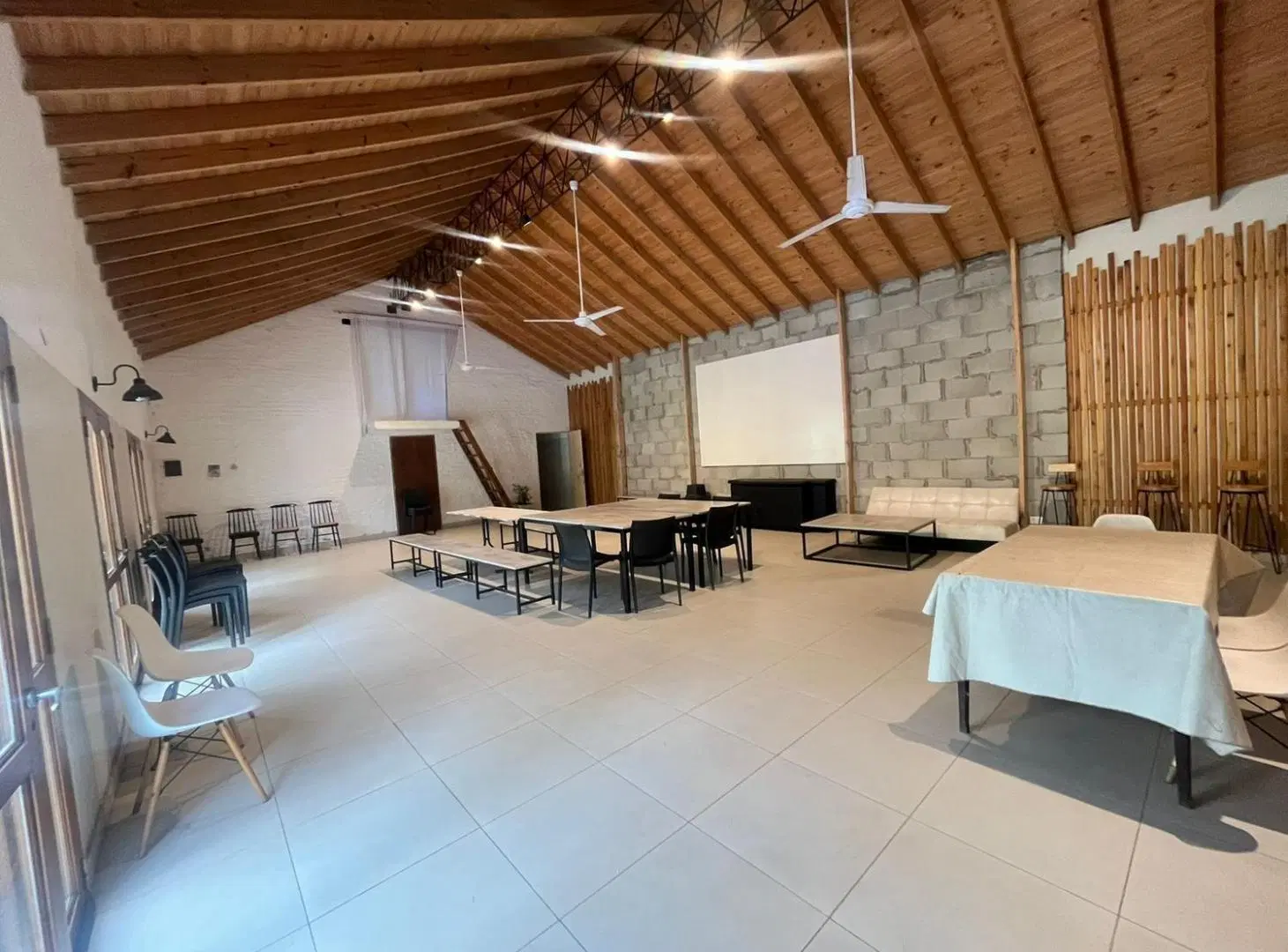 Casa Quinta en Venta de 8 ambientes Villa Rosa 5