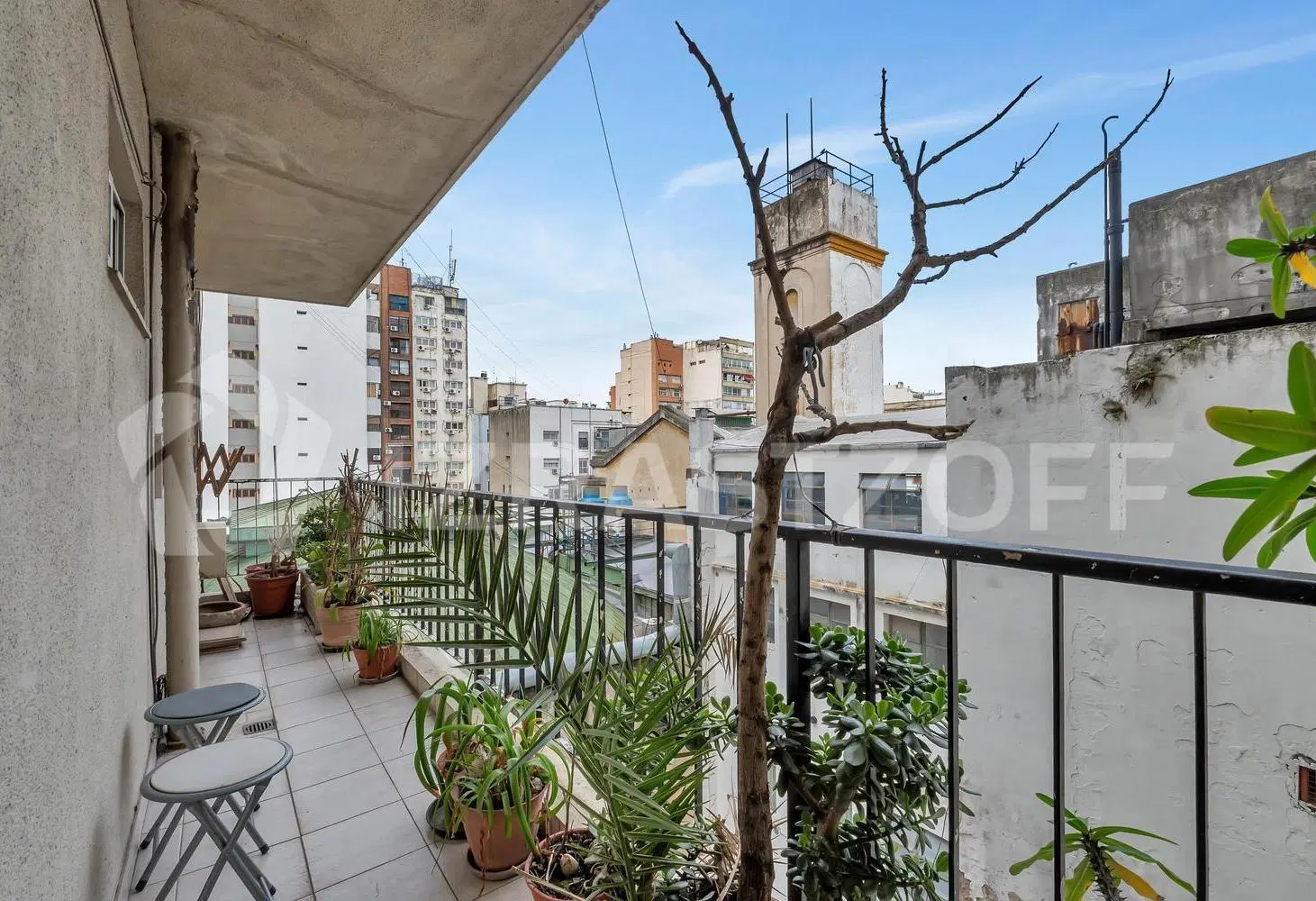 Departamento de 2 ambientes en venta en Recoleta 1