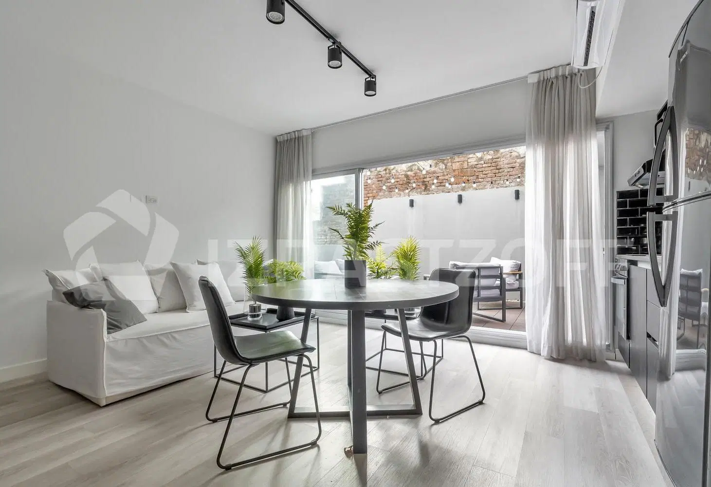Departamento en venta en San Telmo. Dos ambientes con terraza. Muy luminoso 5