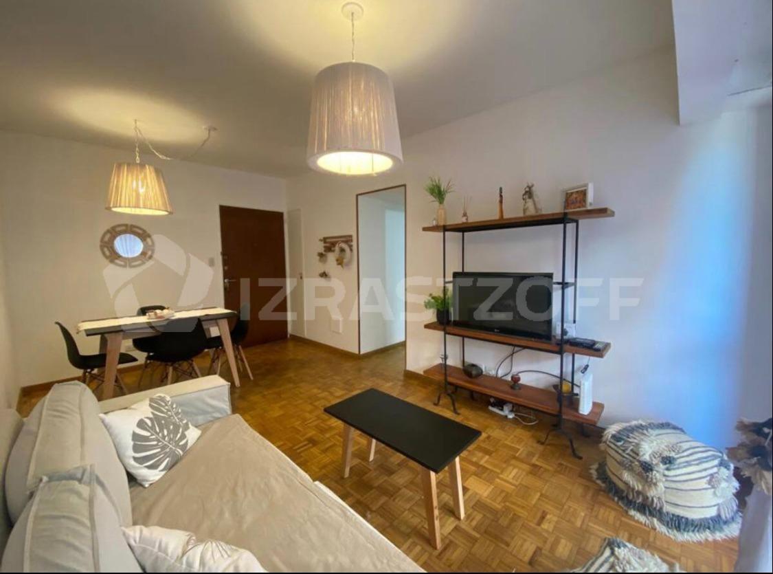 Venta Departamento 3 ambientes con balcón - zona Estación Coghlan