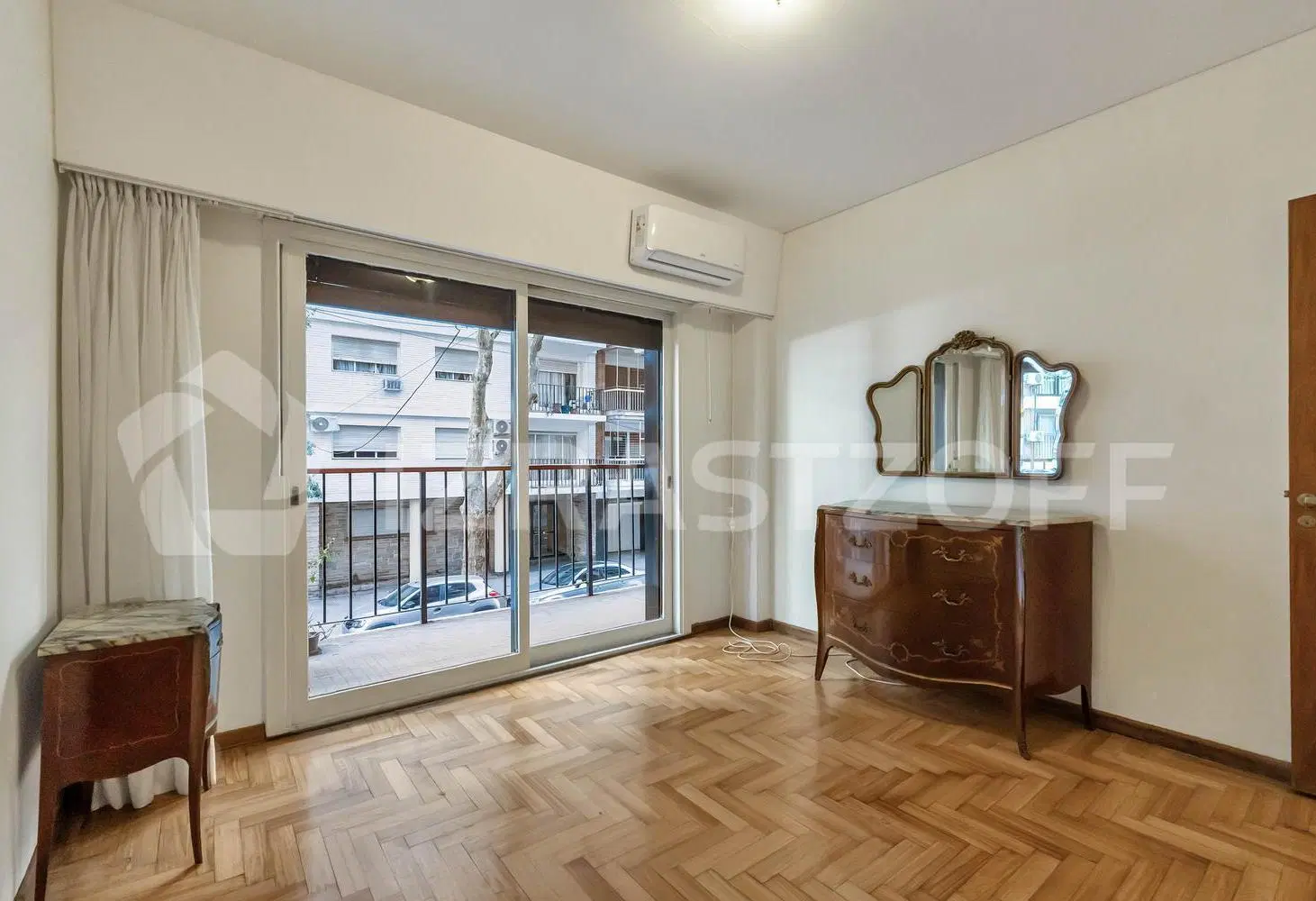 Venta Departamento en Belgrano 3 amb c/dep y cochera 2