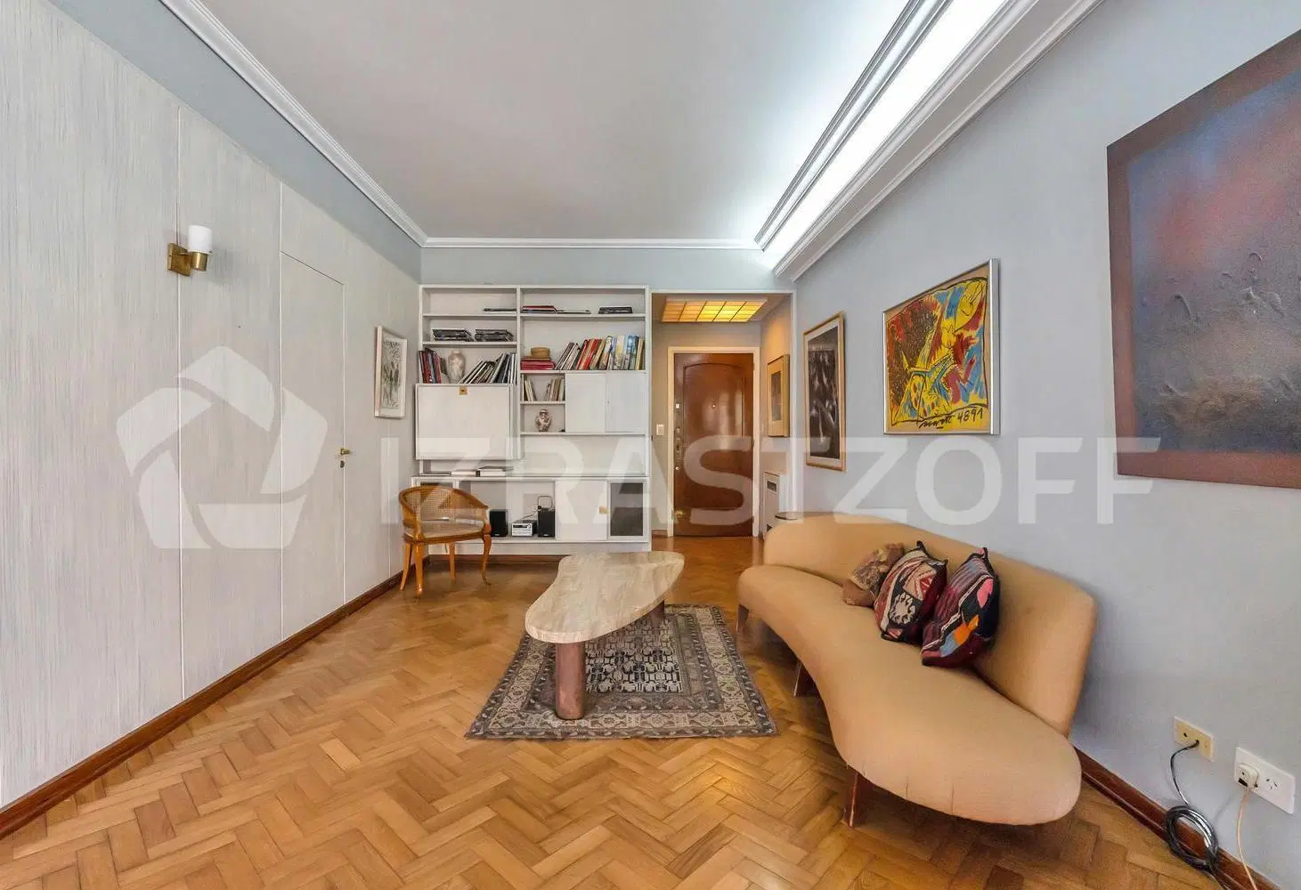 Departamento en venta de 4 ambientes en Retiro 5