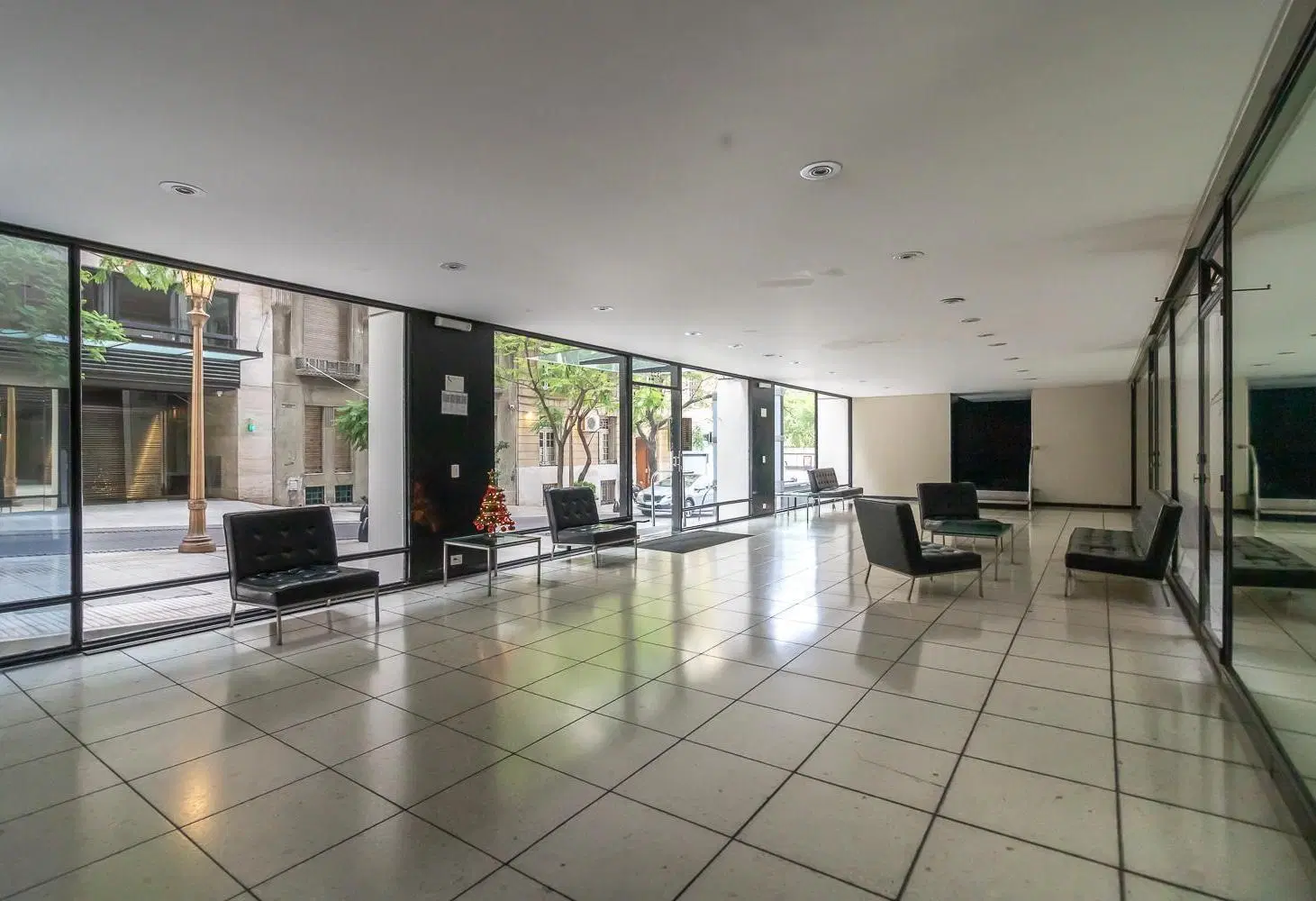 Alquiler Departamento 3 ambientes con balcón al frente Plaza San Martín Retiro 5