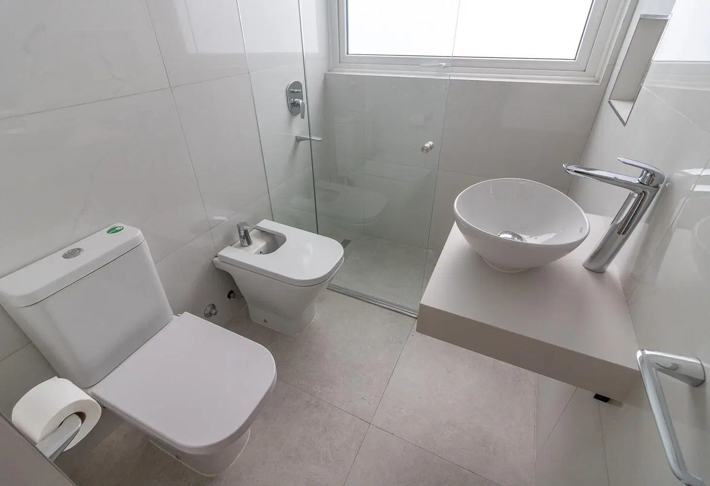 Alquiler Departamento 3 ambientes con balcón al frente Plaza San Martín Retiro 2