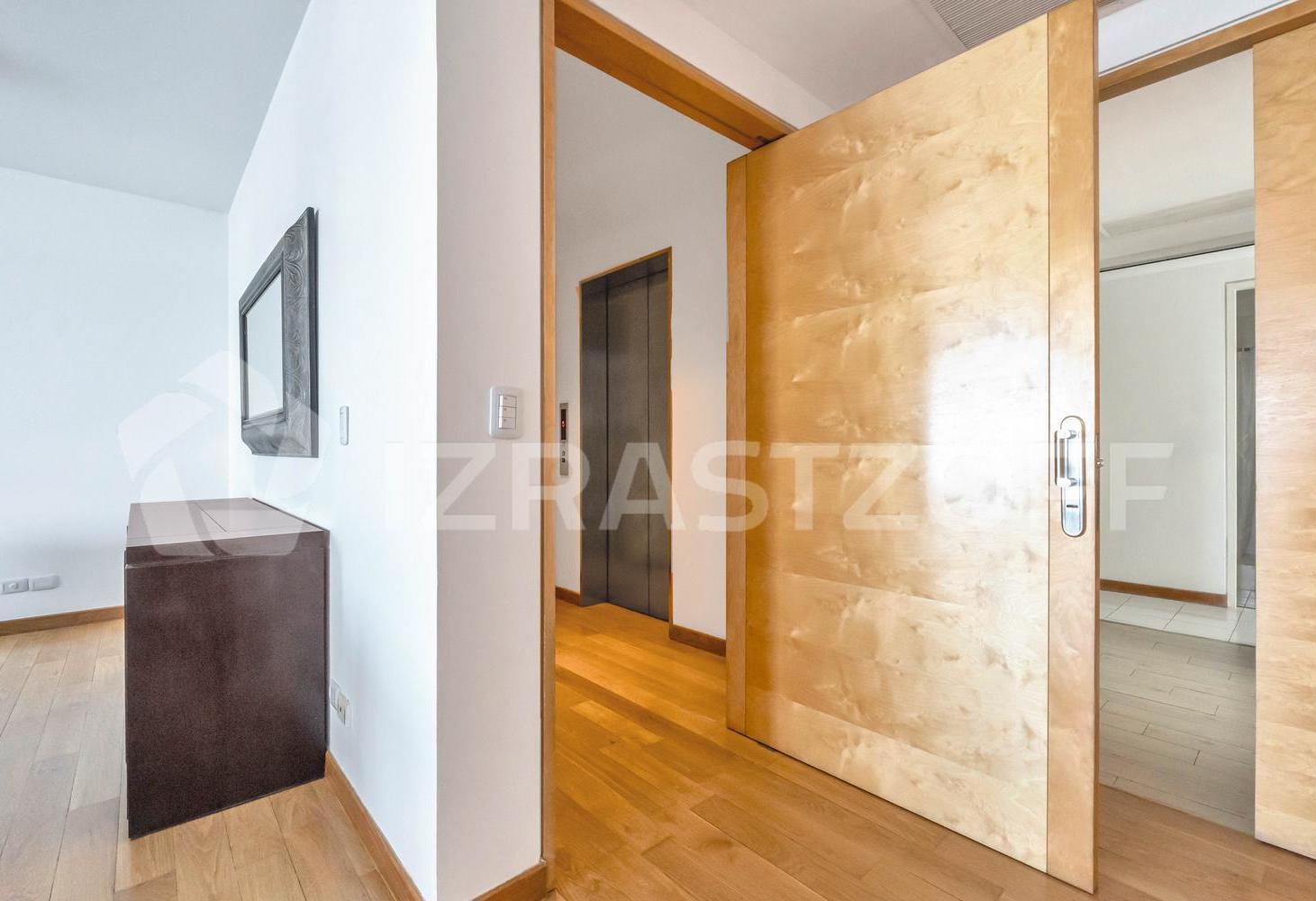Foto de Departamento alquiler en Macacha Güemes al 300 y Pierina Dialessi, imagen 4
