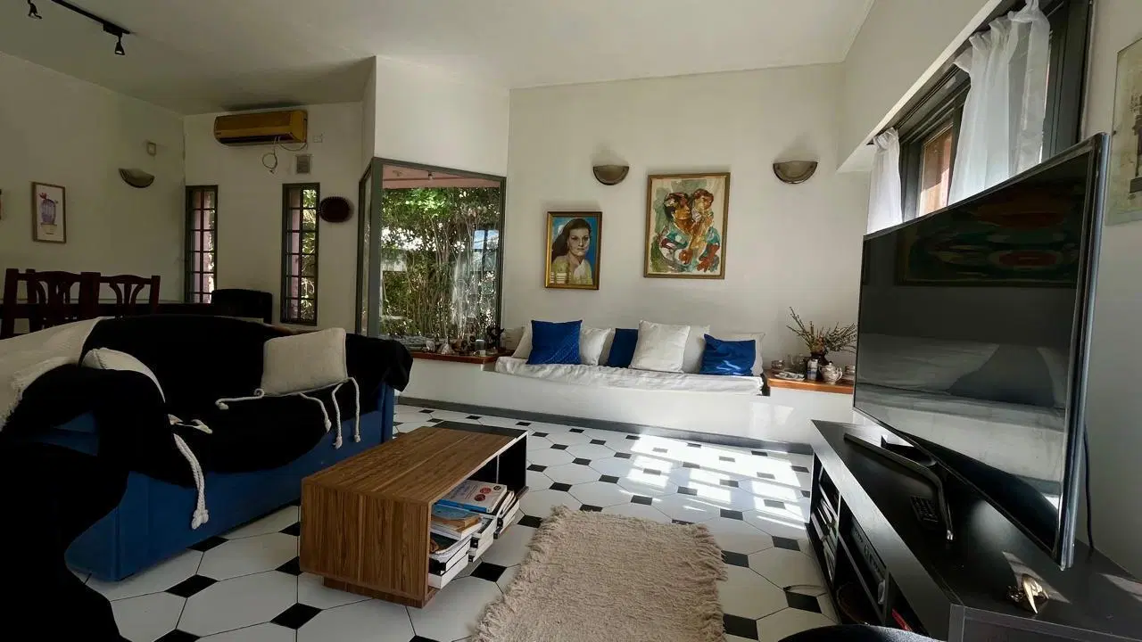 Venta casa apto Credito 3 Dormitorios en Las Brisas C.C 4