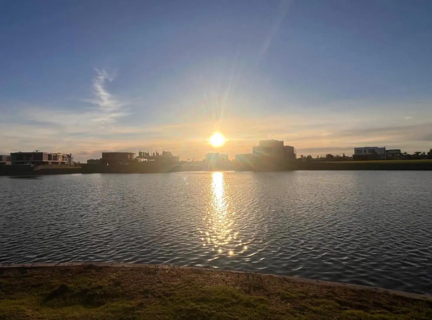 Lote en venta en Puentes, Nordelta con doble espejo de laguna 5