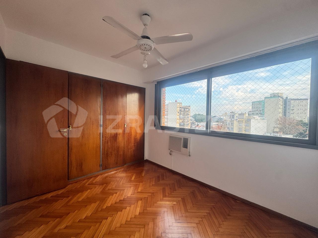 Departamento en venta 2 amb al frente · vistas abiertas · a mts zona comercial Florida Mitre