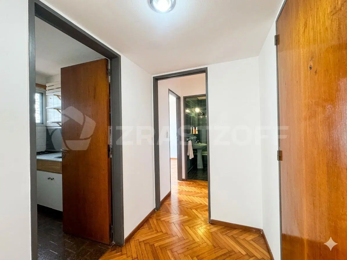 Departamento en venta 2 amb al frente · vistas abiertas · a mts zona comercial Florida Mitre 3