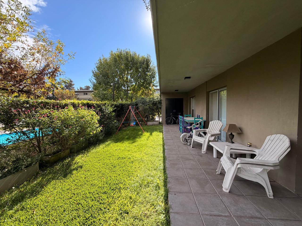 Foto de Departamento en Bosque Alto 3 ambientes con gran orientación y jardín a, imagen 5