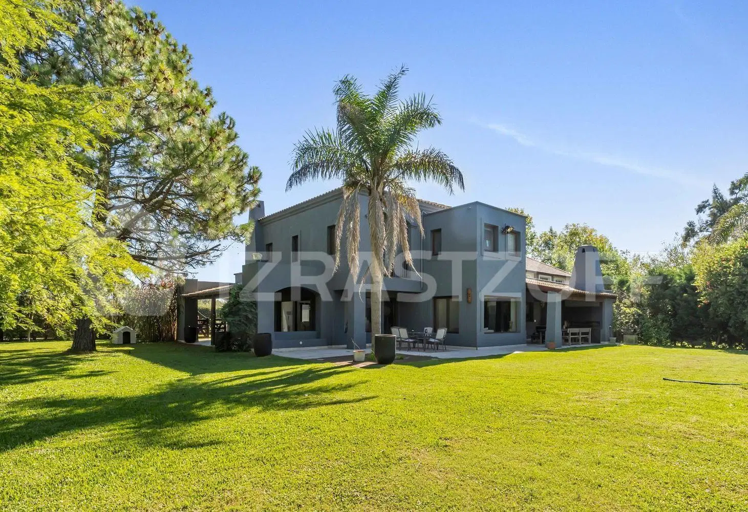 Casa en venta en barrio cerrado Villa Rosa 3