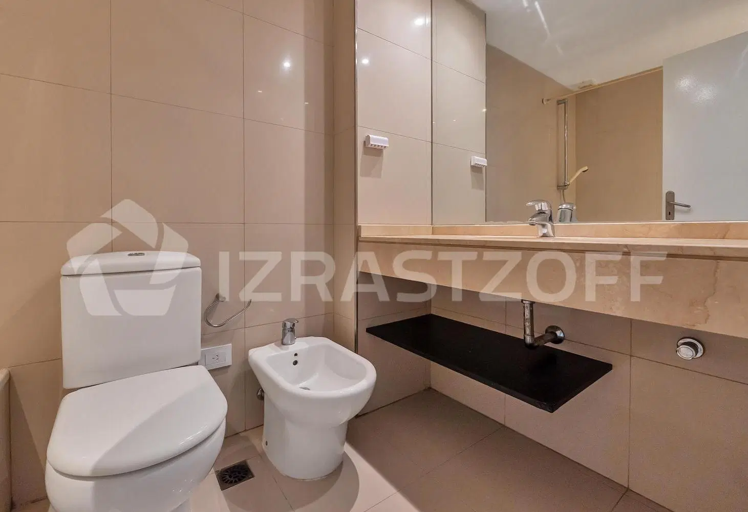 Departamento en alquiler de 3 ambientes en Torre River View en Puerto Madero 3