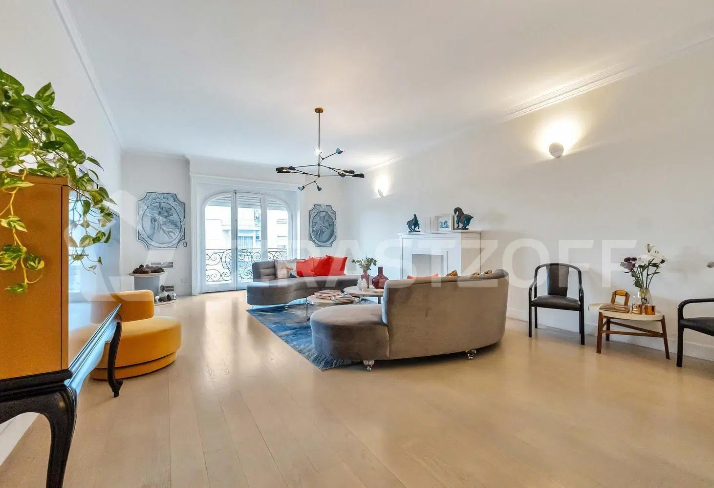 Departamento en venta en Recoleta de 4 domitorios vista Plaza Francia 2